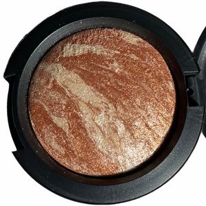 MAC Mineralize Eyeshadow Summer Haze